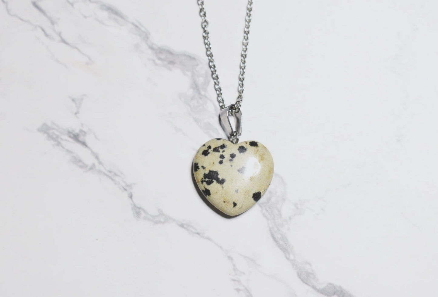 Collier jaspe dalmatien coeur