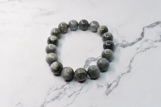 12mm eagle eye stone bracelet, handmade in Québec