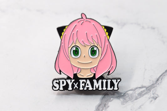 Épingle en émail Anya Forger, Spy x Family, anime, accessoire anime, manga