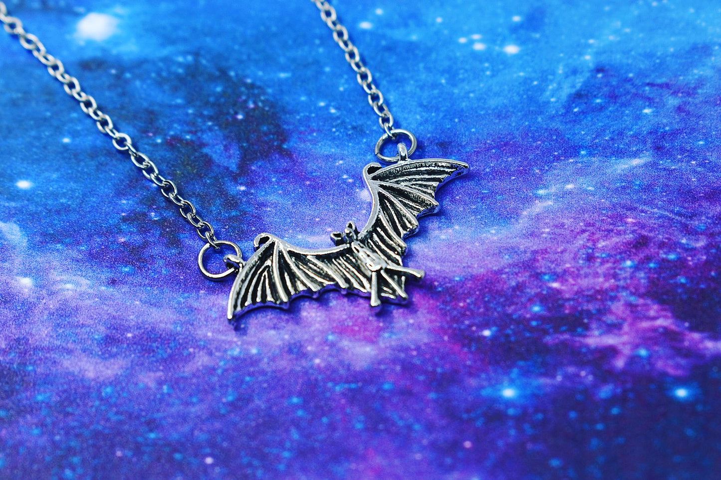 Pendentif chauve-souris 